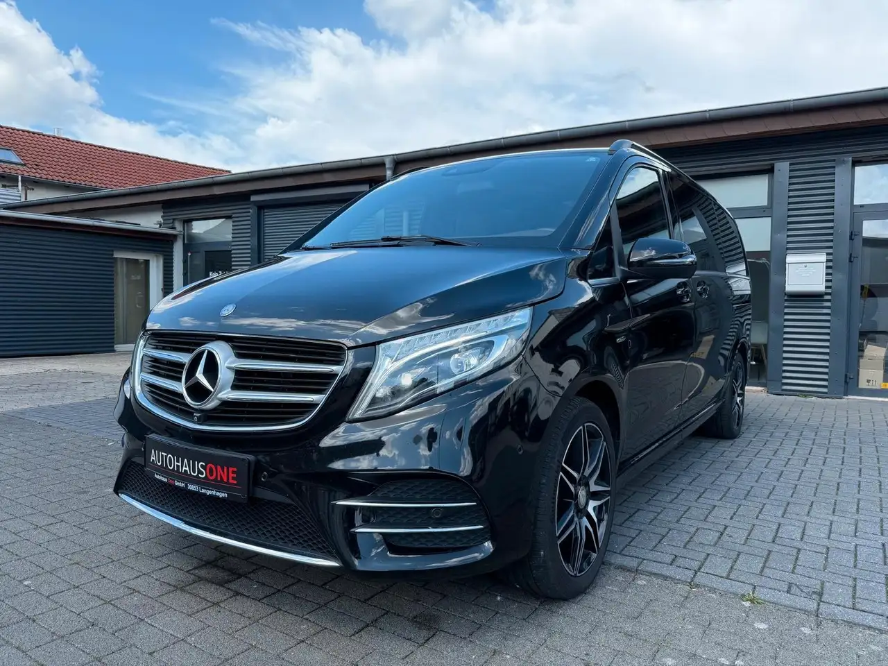 Mercedes-Benz V 250