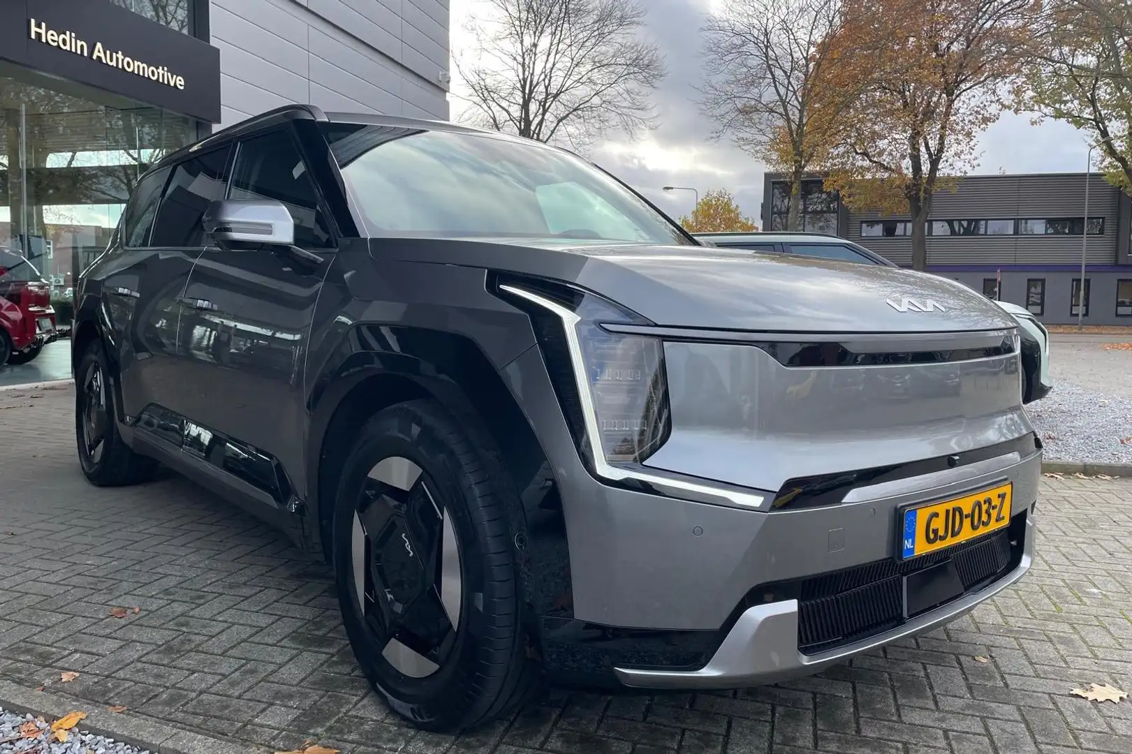 Kia EV9 Launch Edition 99.8 kWh | Head-up display | Meridi Grijs - 2