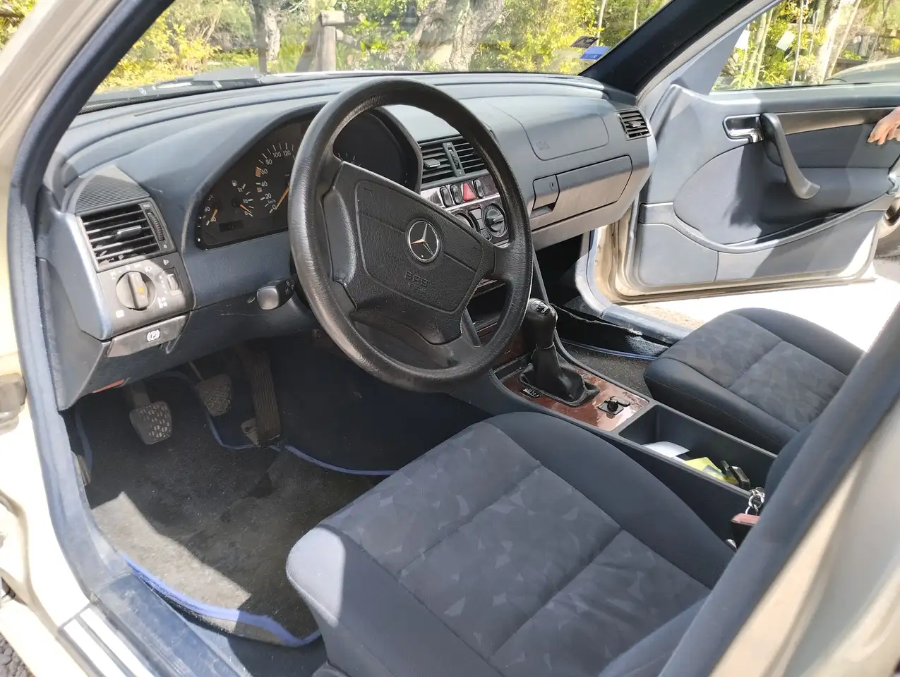 Mercedes-Benz C 250 Classe C - W202 SW SW td Classic, foto 9