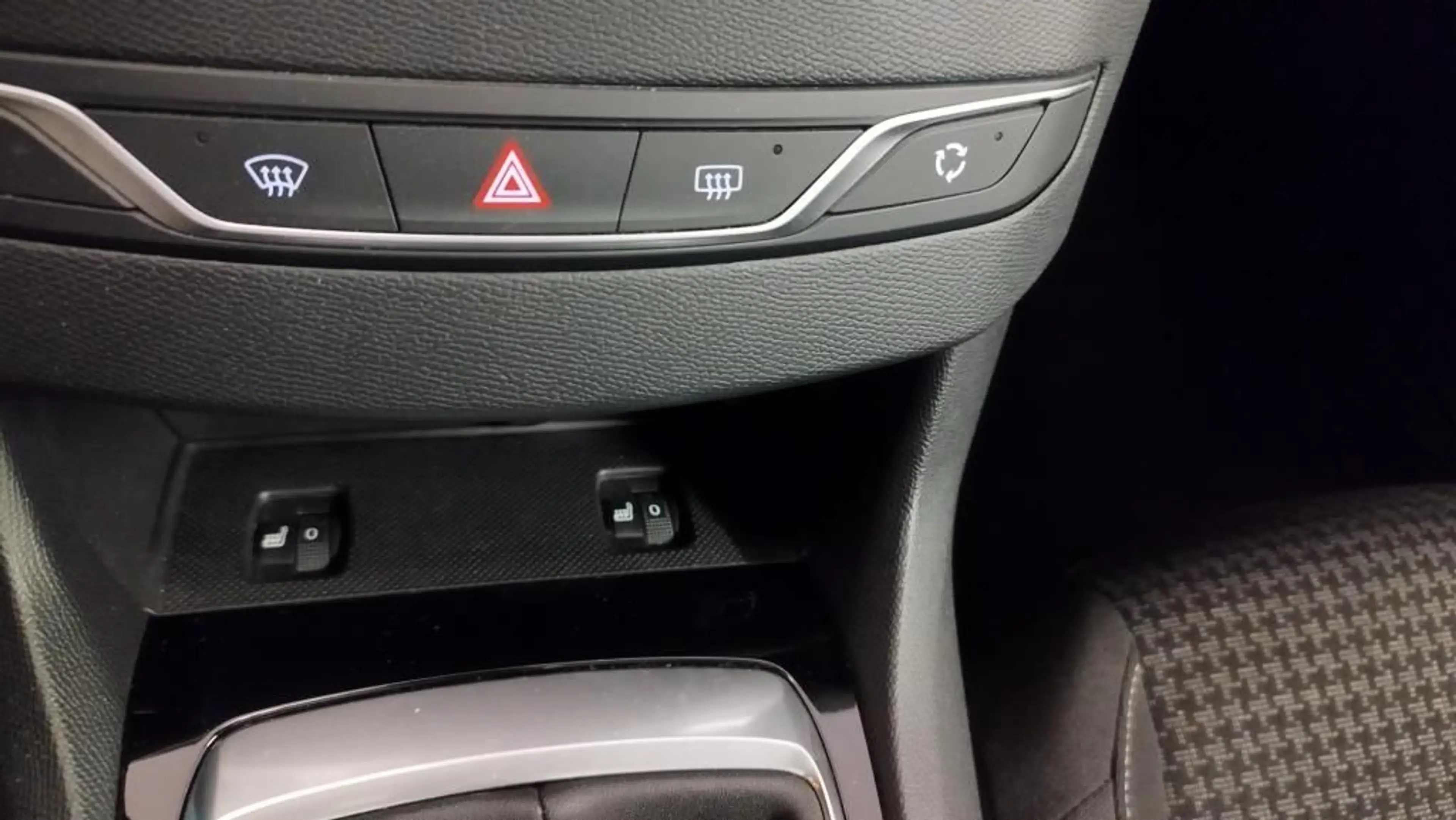 Peugeot 308 Active, Navi, Klimaautomatik PDC, LM-Felge,L — photo 12