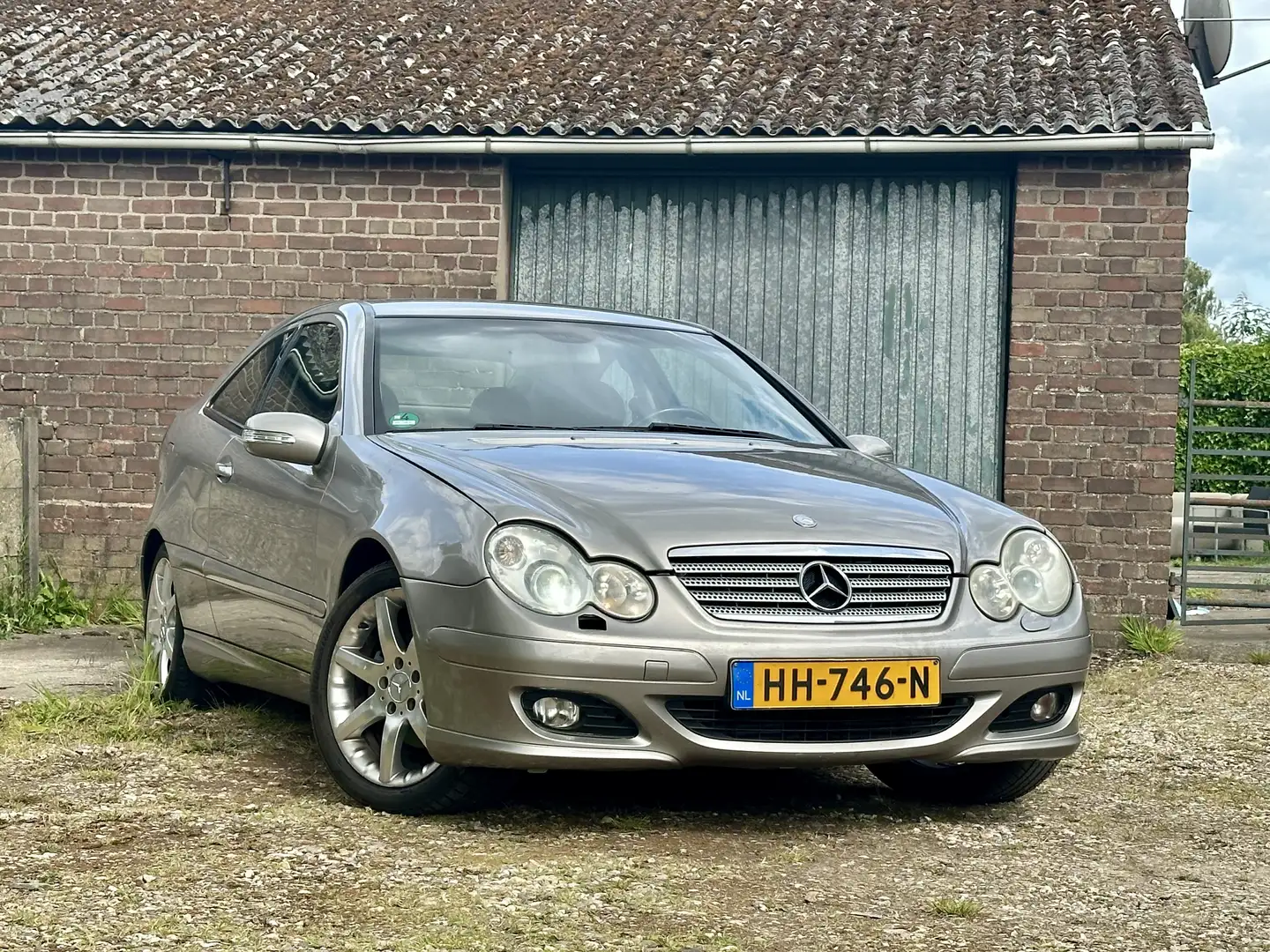 Mercedes-Benz C 200 Sportcoupe AUT Youngtimer Gris - 2