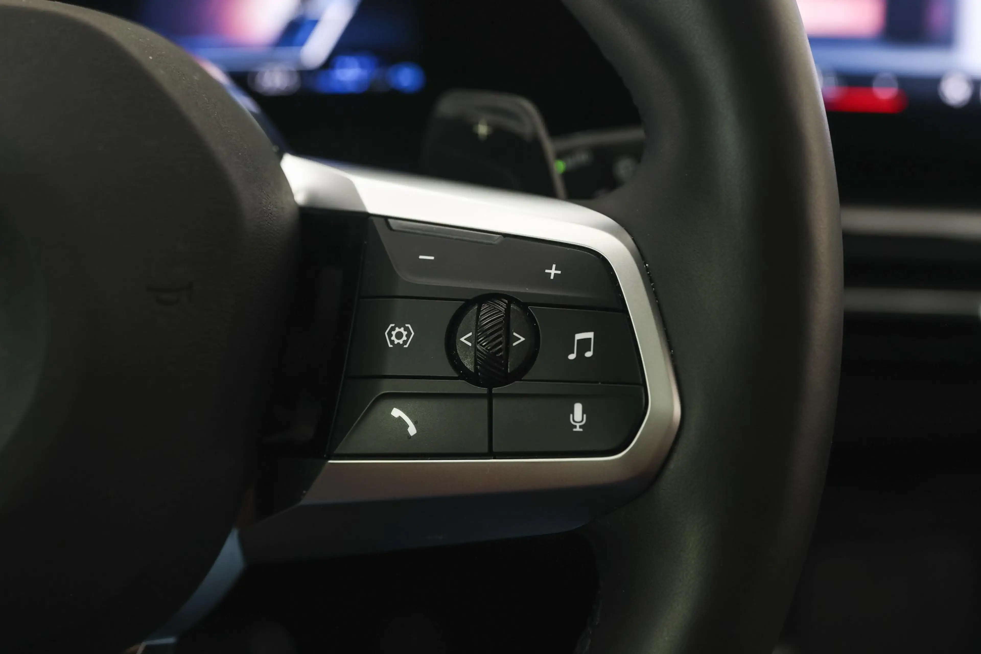 BMW X1 xDrive25e M Sport Automaat / Panoramadak / Sportst — photo 15