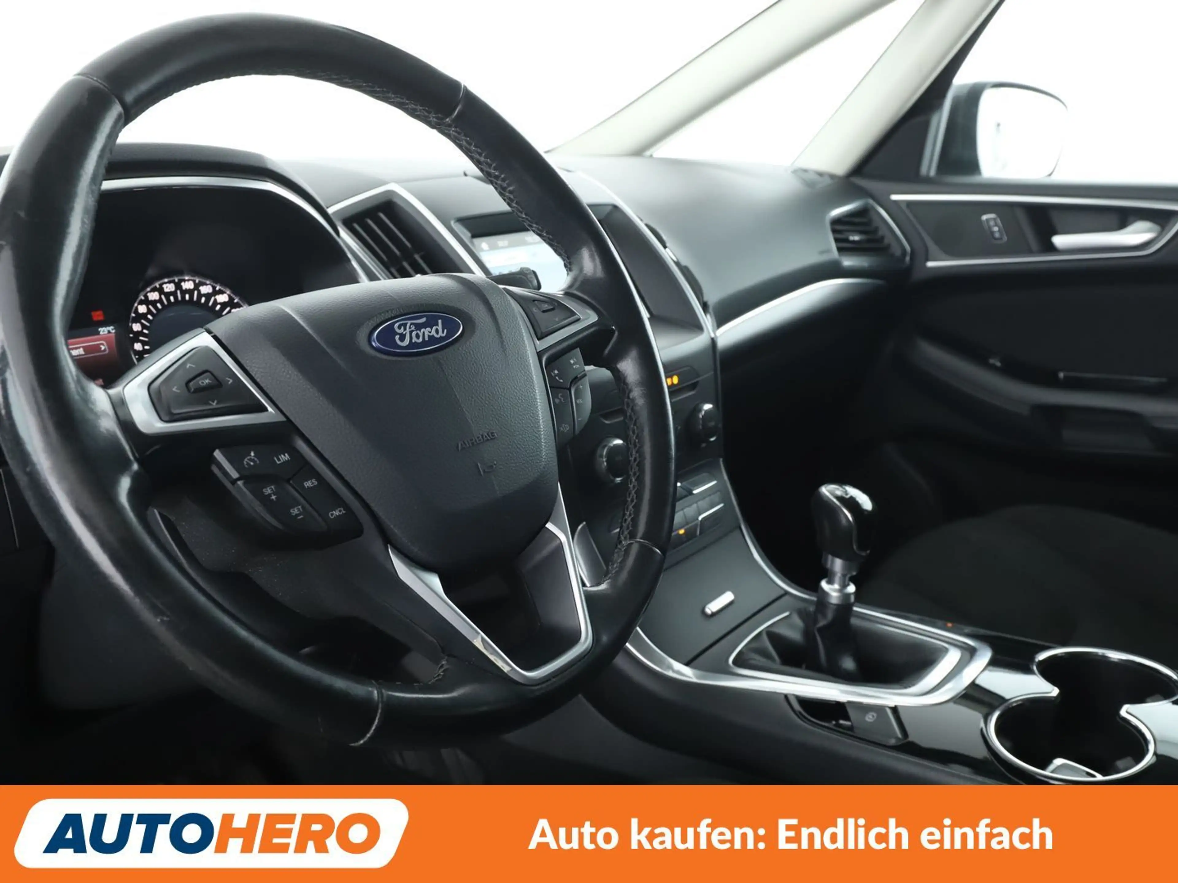 Ford S-Max 1.5 EcoBoost Titanium *NAVI*LED*TEMPO*CAM*PDC* — photo 11