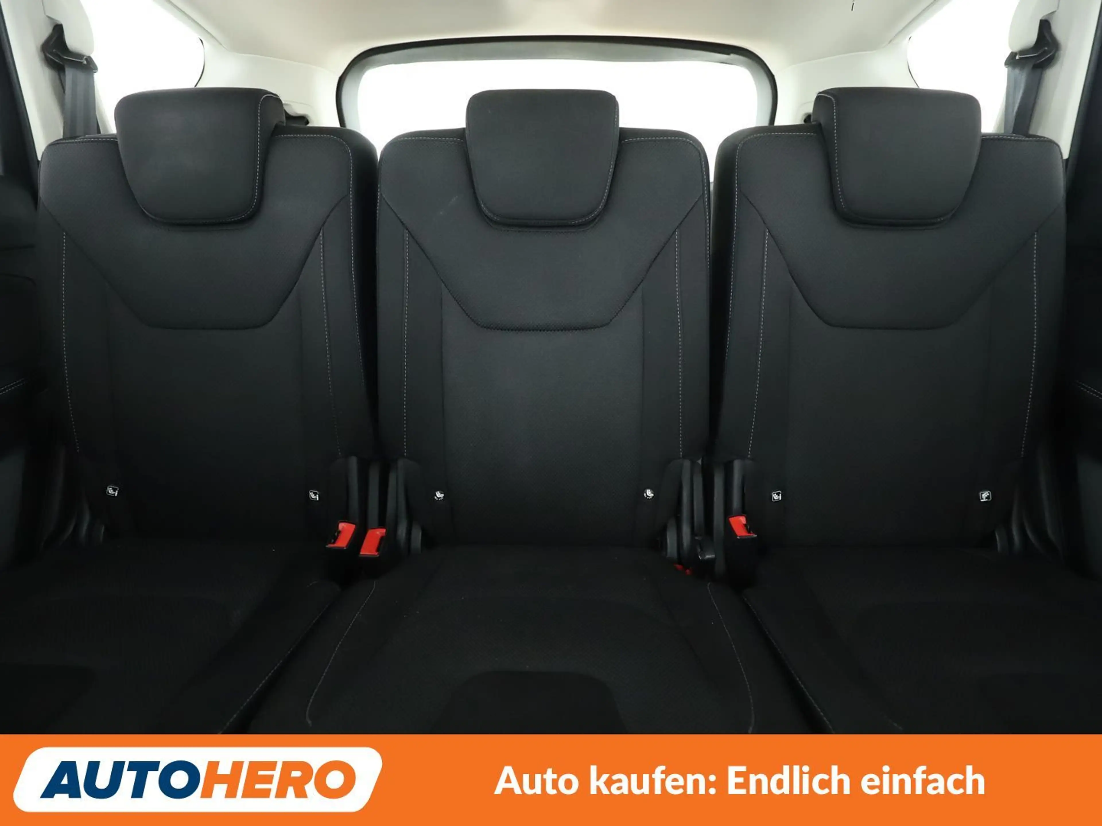 Ford S-Max 1.5 EcoBoost Titanium *NAVI*LED*TEMPO*CAM*PDC* — photo 15