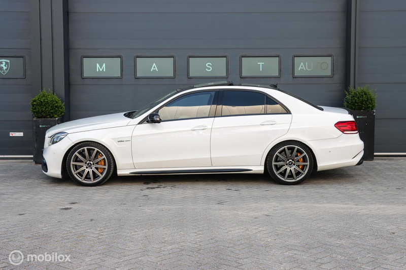 Mercedes-Benz E 63 AMG S 4MATIC|KERAMISCH|PANO|CARBON|H&K AUDIO|DRIVER'S — photo 14
