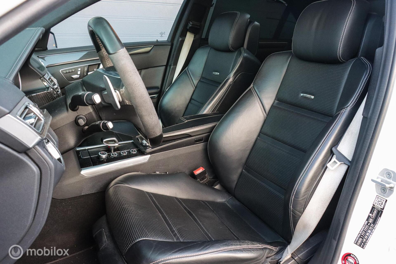 Mercedes-Benz E 63 AMG S 4MATIC|KERAMISCH|PANO|CARBON|H&K AUDIO|DRIVER'S — photo 6