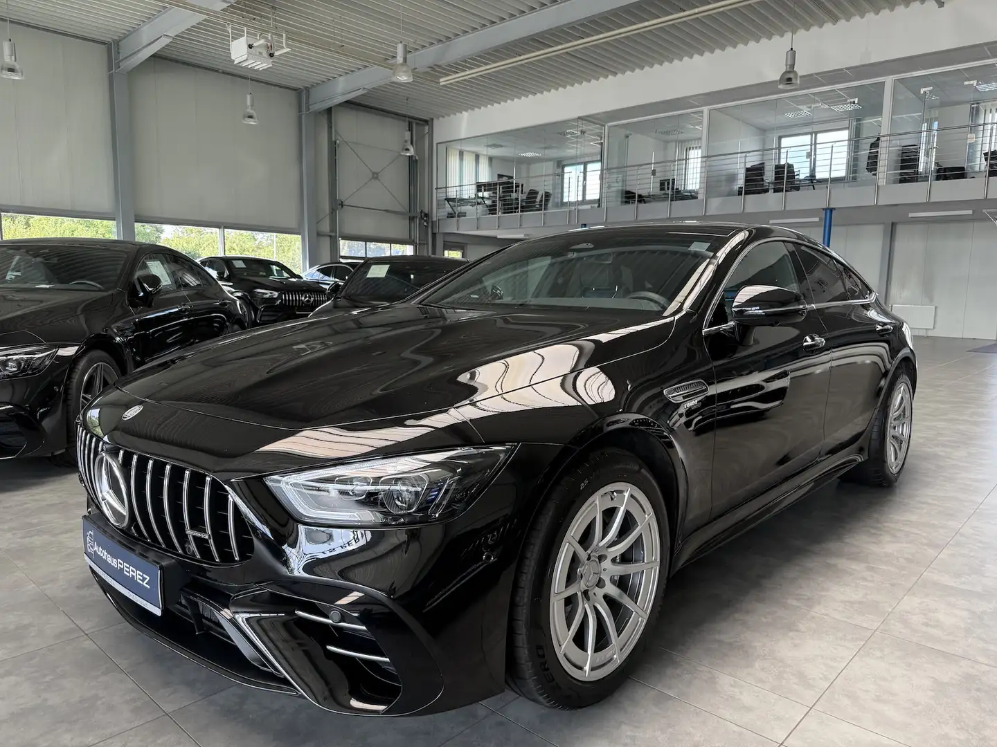 Mercedes-Benz AMG GT 43 4M+ -5-SITZER-MULTIKONTUR-ASSISTENZ-P. Schwarz - 2