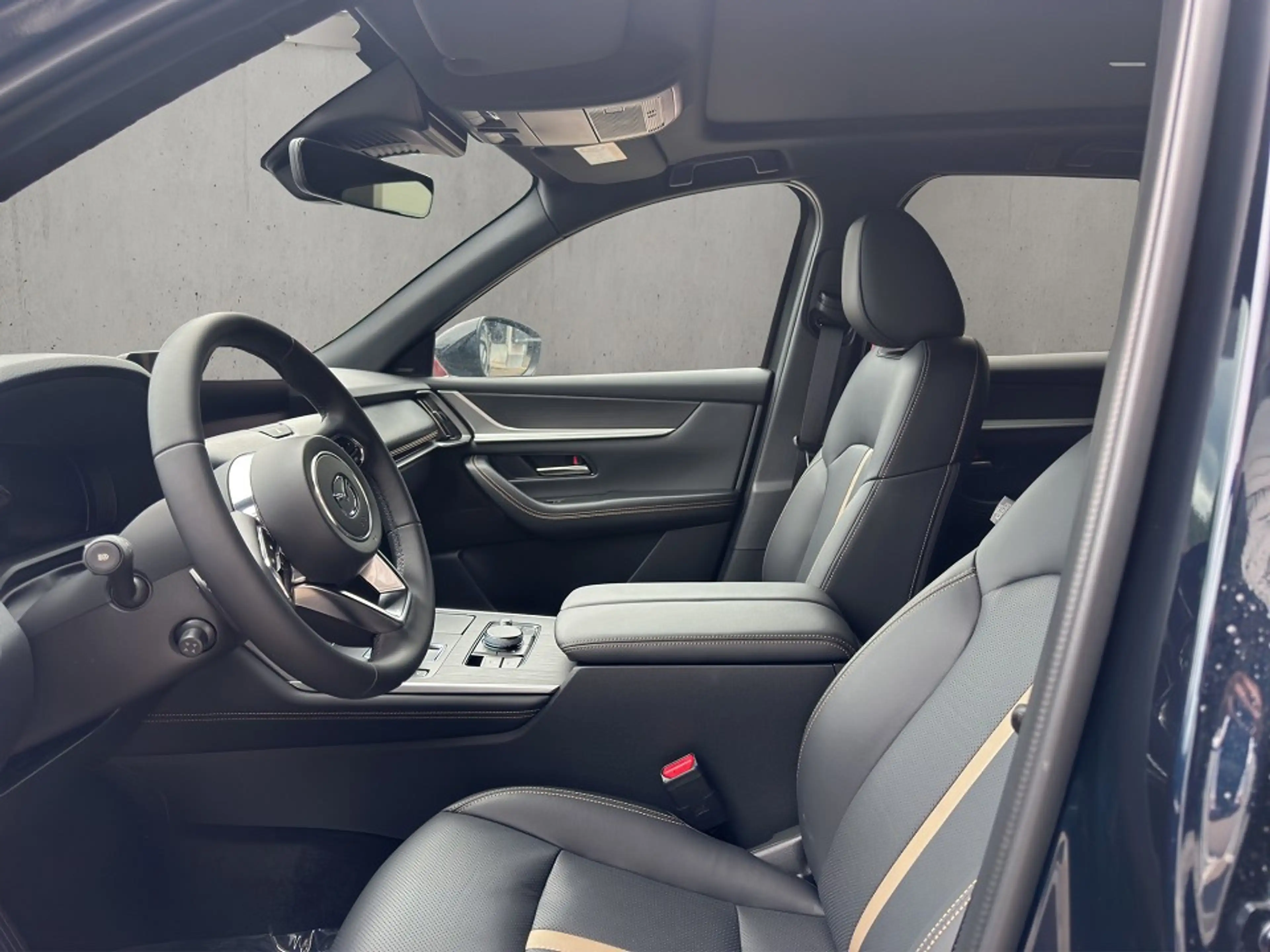 Mazda CX-60 HOMURA PLUS +LEDER-SCHWARZ+PANO+MATRIX-LED+ — photo 9