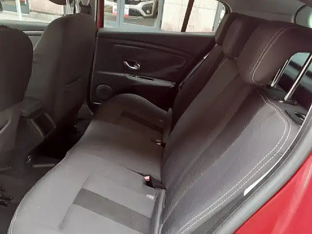 Renault Megane view 3