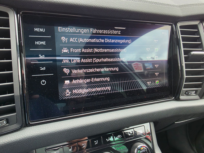 Skoda Kodiaq 2.0 TDI DSG Sportline 4x4 °PANO°AHK°CAM° — photo 14