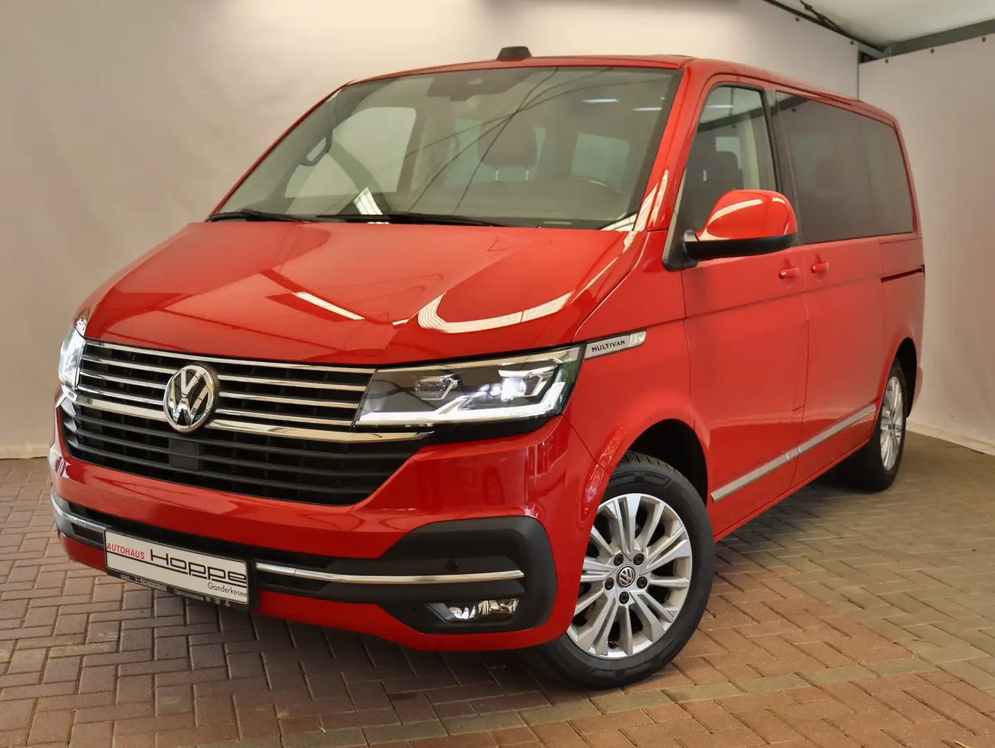 Volkswagen T6 Multivan Comfortline 2.0 l TDI+AHK+RFK+KLIMA+NAVI+APP Rot - 2