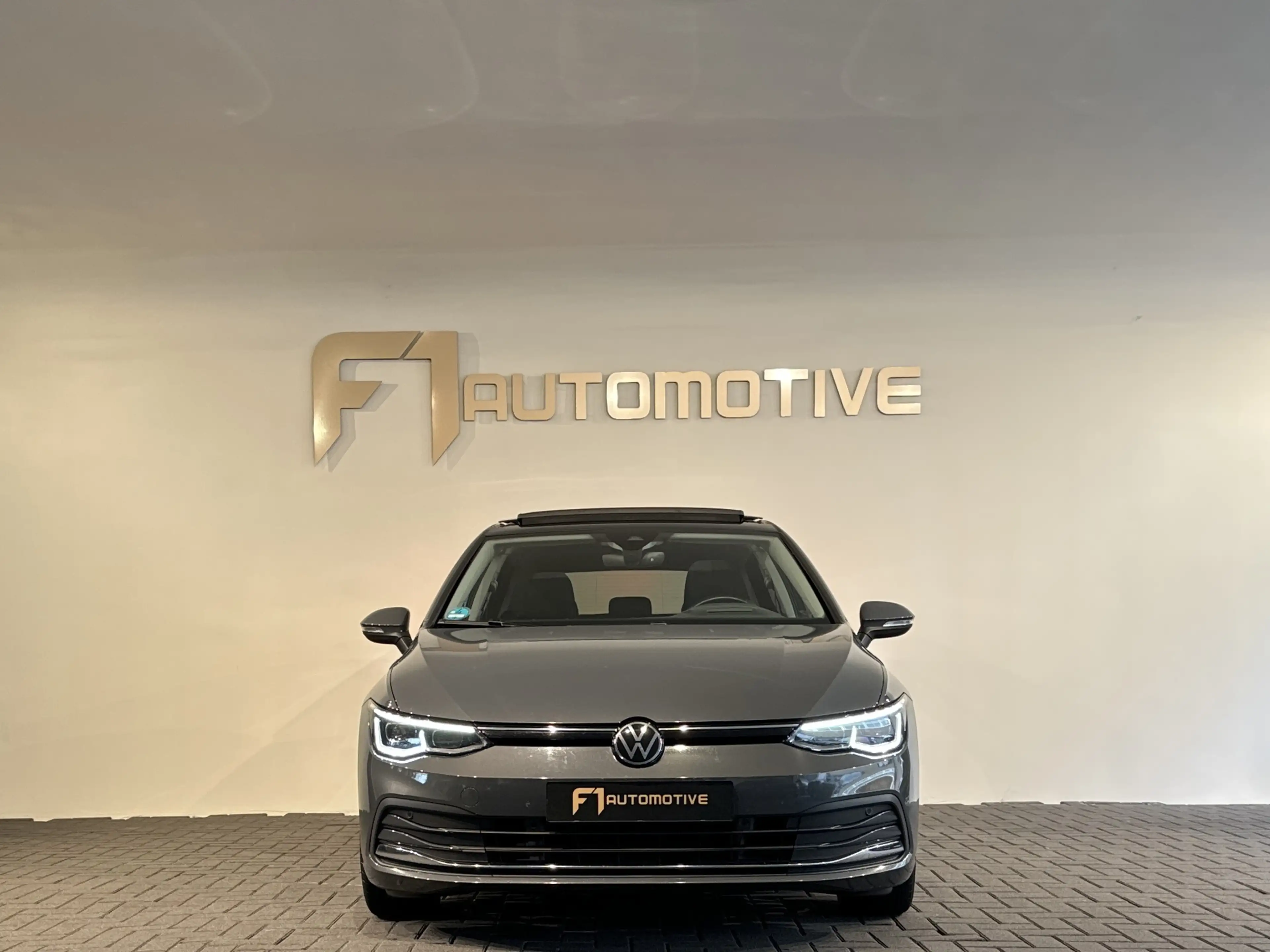 Volkswagen Golf 2.0 TDI R-Line Pano|Camera|Stoelverwarming|Sfeer|K — photo 2