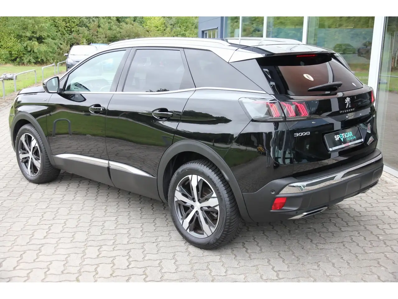 Peugeot 3008 GT PT 130 EAT8 GJR SHZ LED Navi RFK Carplay, миниатюра 3