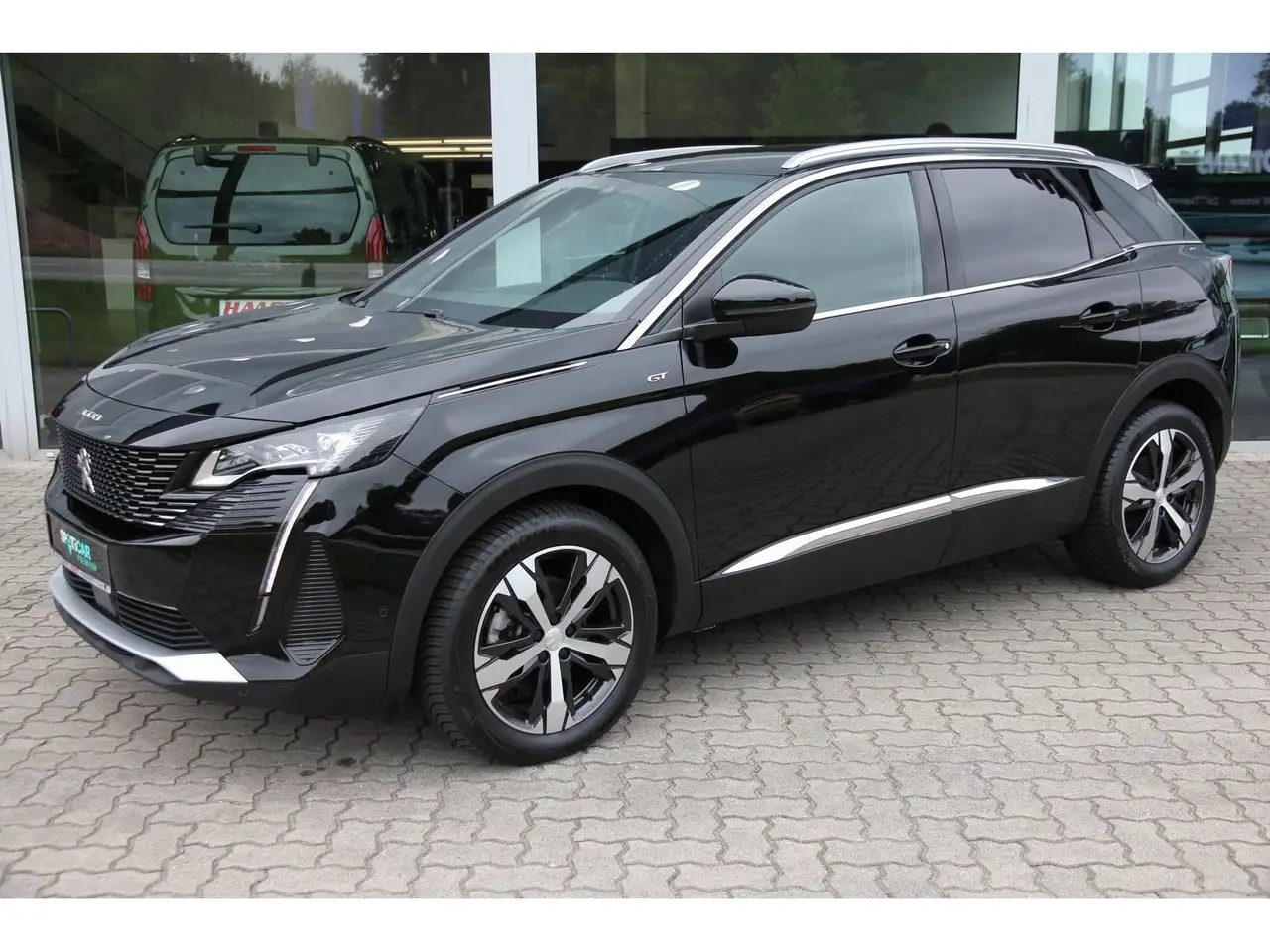 Peugeot 3008 GT PT 130 EAT8 GJR SHZ LED Navi RFK Carplay
