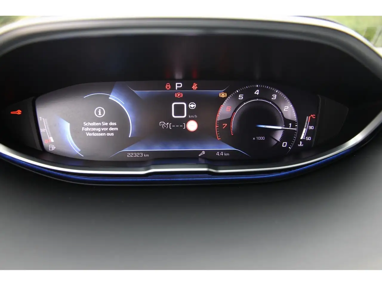 Peugeot 3008 GT PT 130 EAT8 GJR SHZ LED Navi RFK Carplay, миниатюра 23