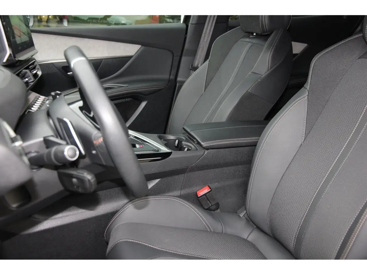 Peugeot 3008 GT PT 130 EAT8 GJR SHZ LED Navi RFK Carplay, миниатюра 10