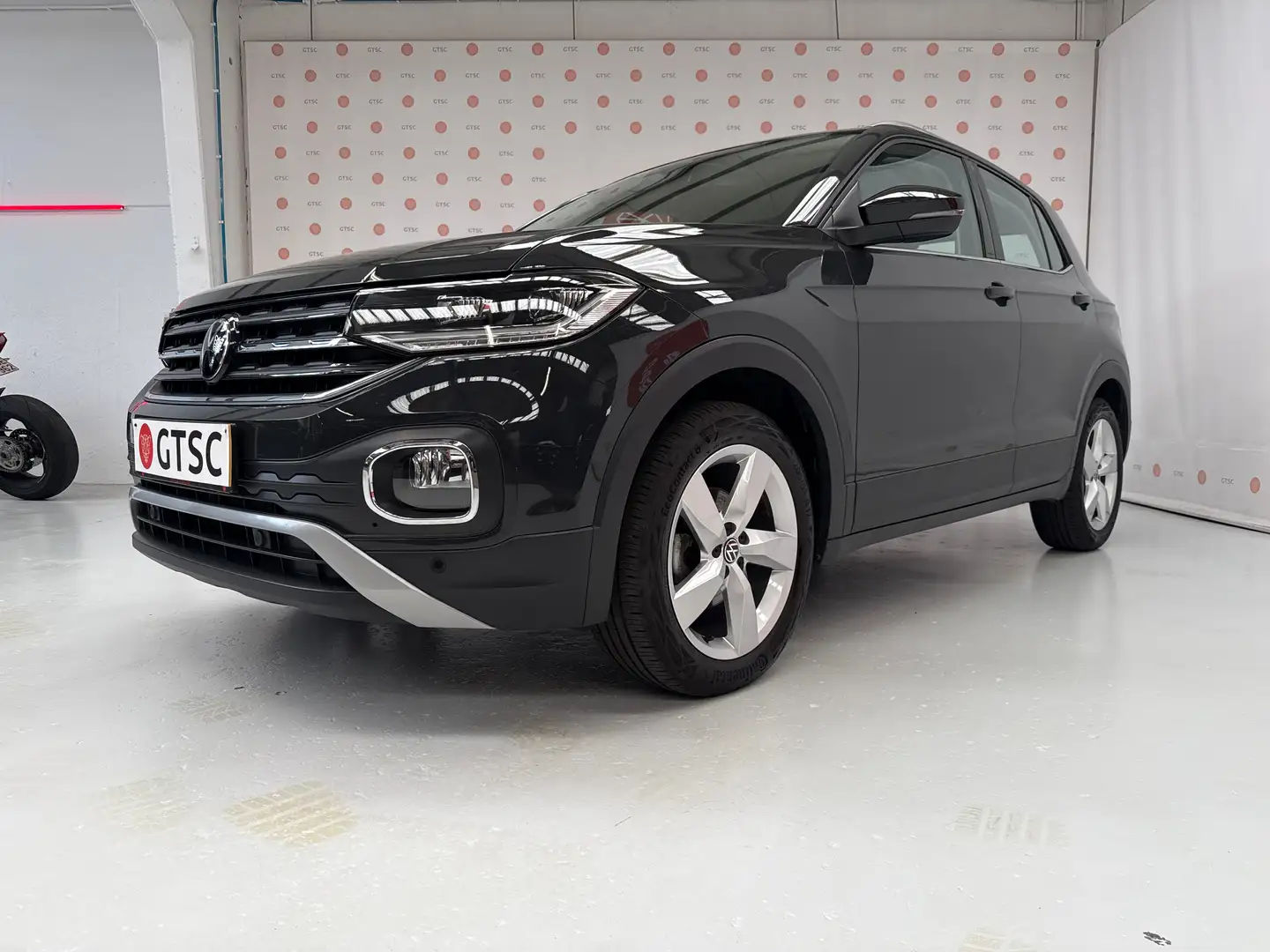 Volkswagen T-Cross 1.0 TSI Style Adapt. cruise control Carplay, led Schwarz - 1