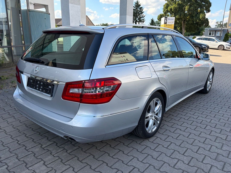 Mercedes-Benz E 350 CDI BE T-Modell 1Hand Lückenlos SHeft Xeno — photo 4