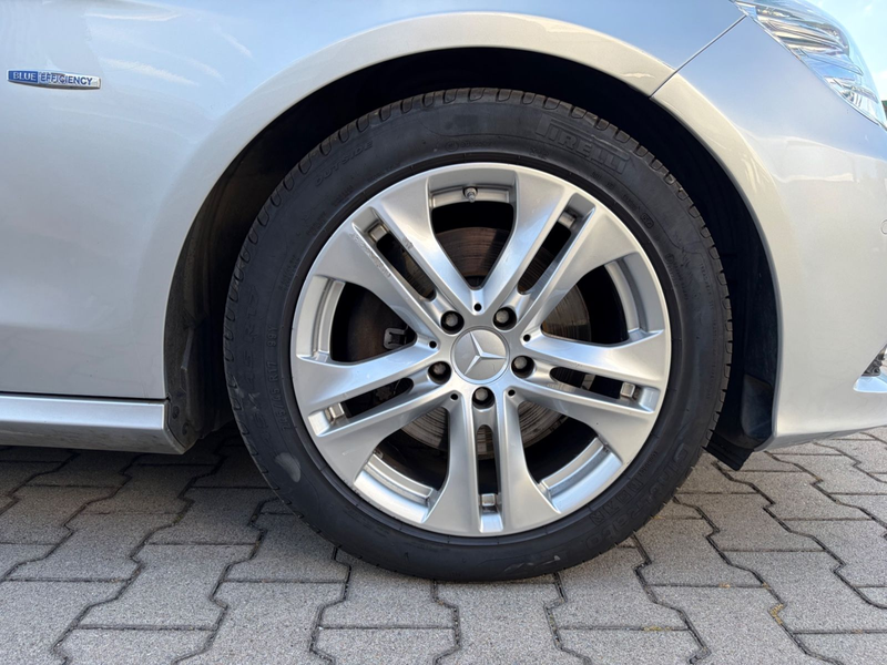 Mercedes-Benz E 350 CDI BE T-Modell 1Hand Lückenlos SHeft Xeno — photo 13