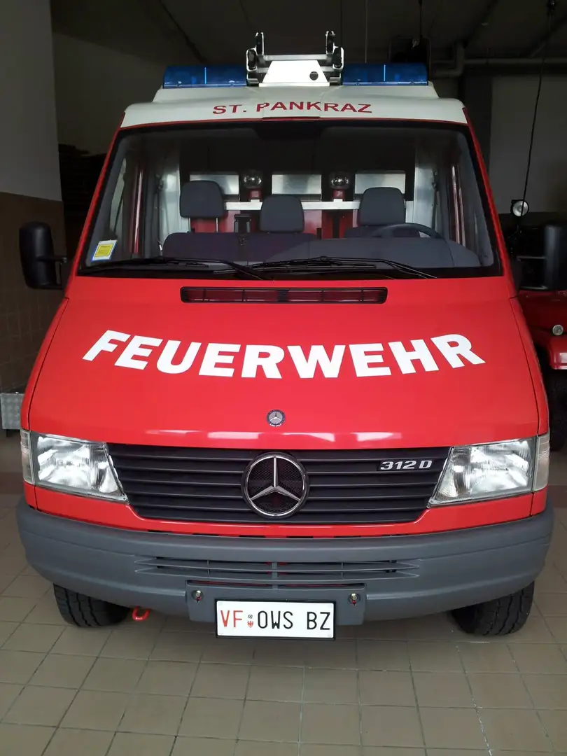 Mercedes-Benz Sprinter 312 D 903.461 Rouge - 1