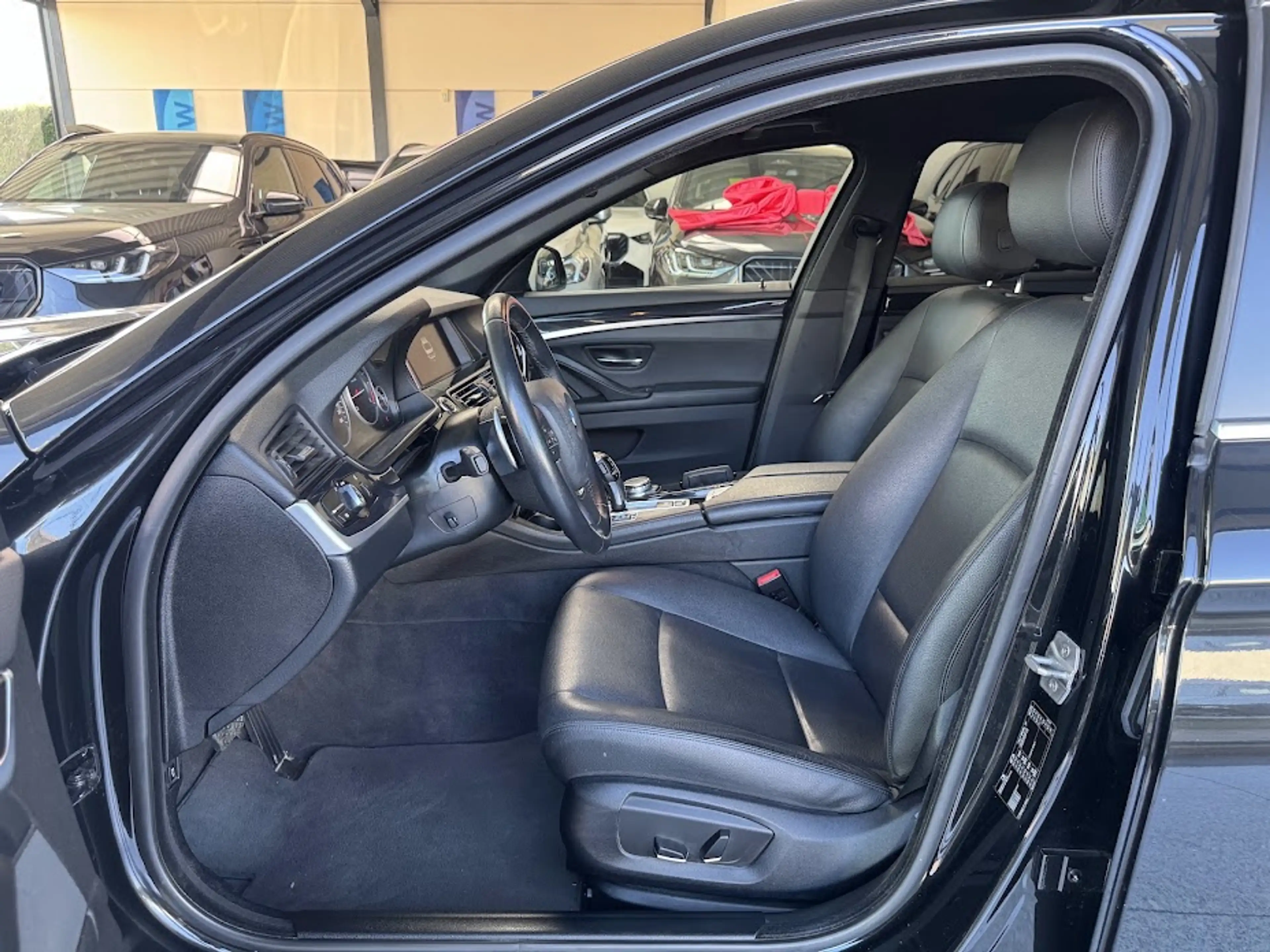 BMW 518 dA sedan / NAVI PROF / PDC / LEDER / BT / MEM ELEK SEAT / RADIO / AIRCO — photo 17