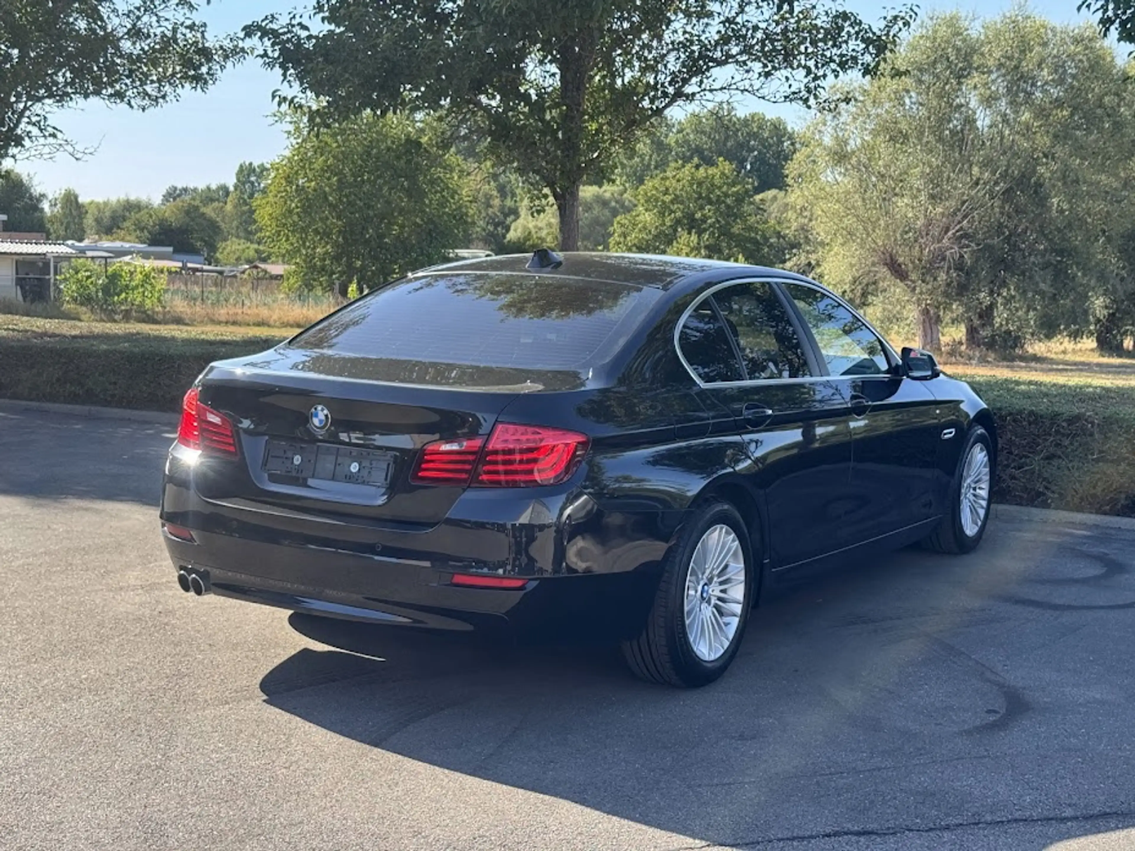 BMW 518 dA sedan / NAVI PROF / PDC / LEDER / BT / MEM ELEK SEAT / RADIO / AIRCO — photo 10