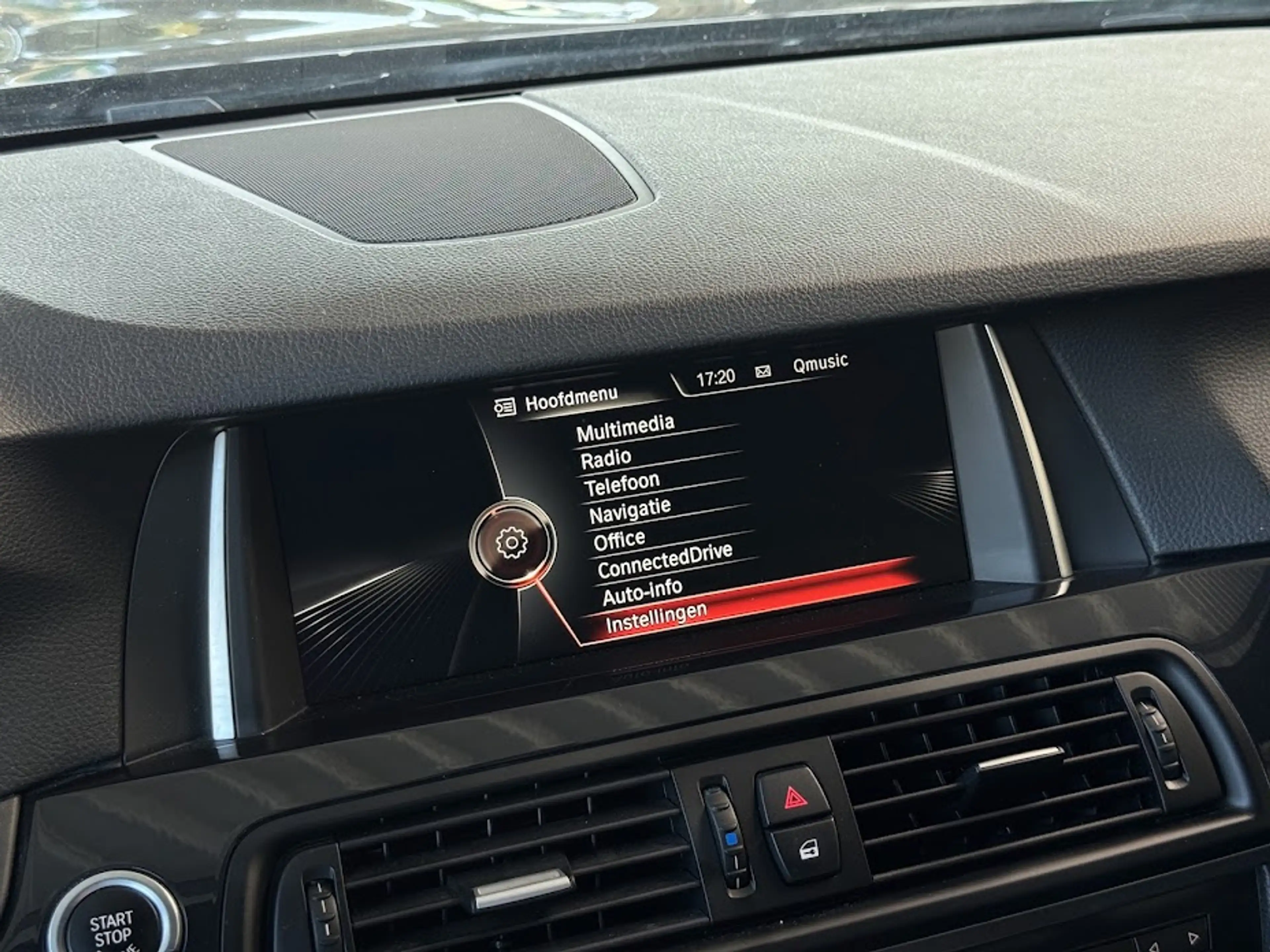 BMW 518 dA sedan / NAVI PROF / PDC / LEDER / BT / MEM ELEK SEAT / RADIO / AIRCO — photo 25