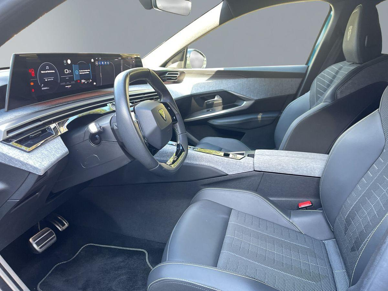 Peugeot 5008 GT HYBRID 145 e-DSC6 7-Si+Navi+Lenk/SHZ+R-Kam+ACC+ — photo 11