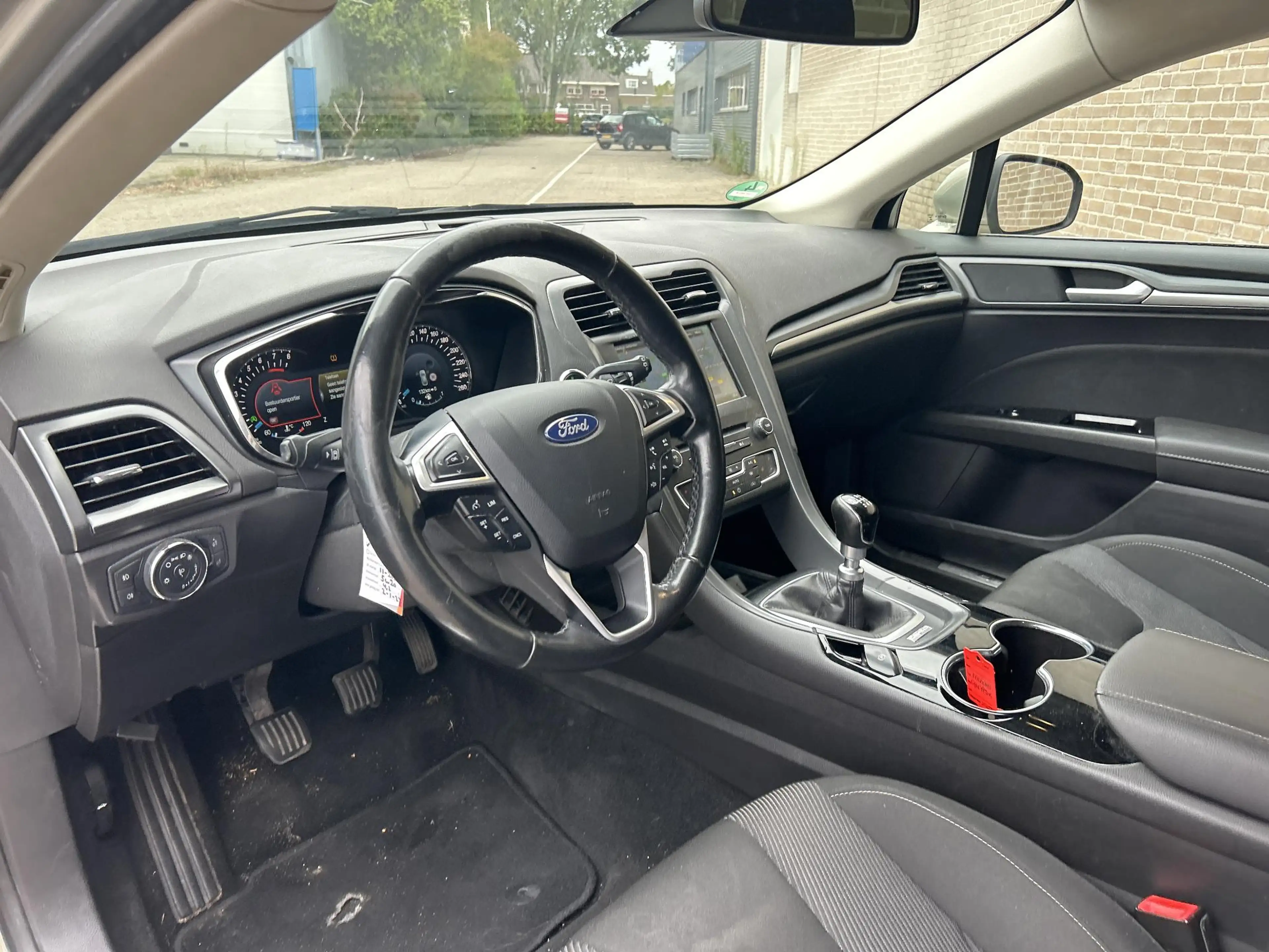 Ford Mondeo Wagon 1.5 Titanium | Climate | Cruise | Navi | Cam — photo 3