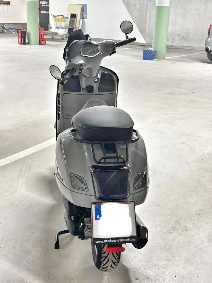 Vespa GTS Super 125 - 1