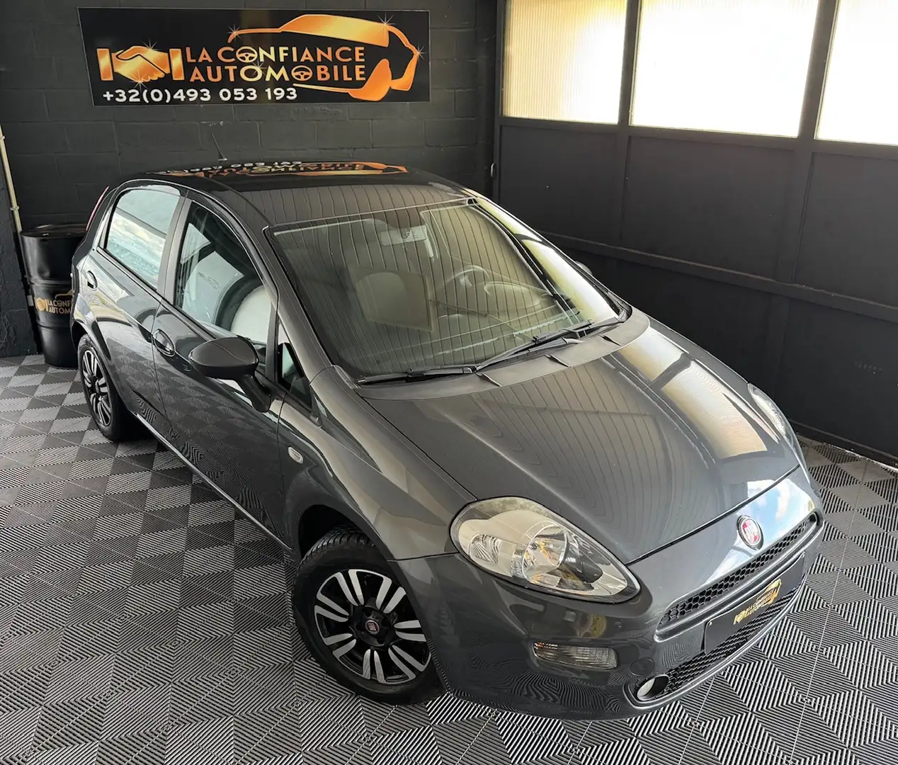 Fiat Punto 1.2i 1er propriétaire garantie 12 mois Grigio - 1