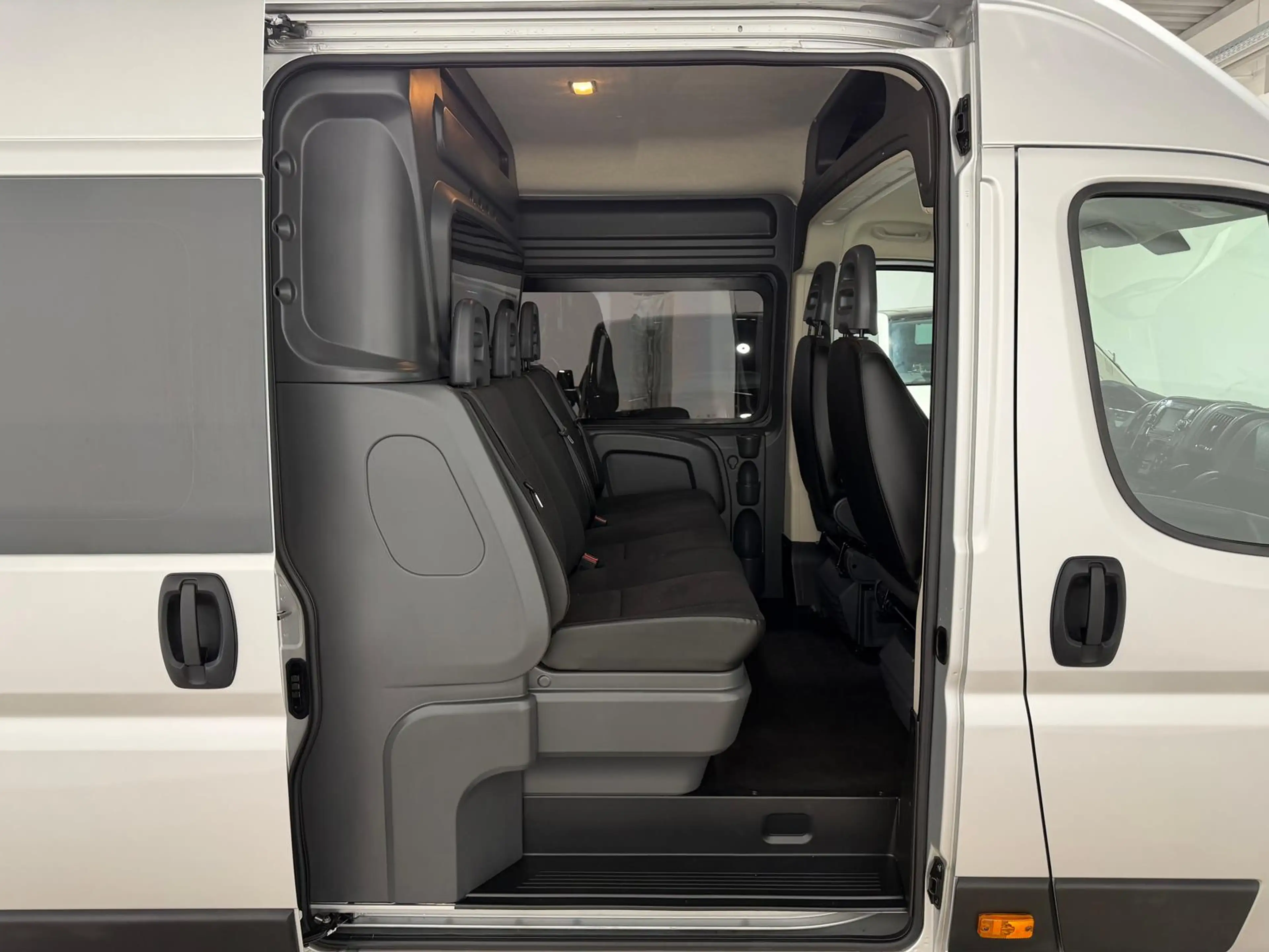 Citroen Jumper 35,Kasten-Doka(5-Si.),L4H2,AHK(3t),Standh. — photo 8