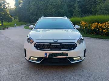 Niro HEV 1.6 GDi Business Fusion DCT