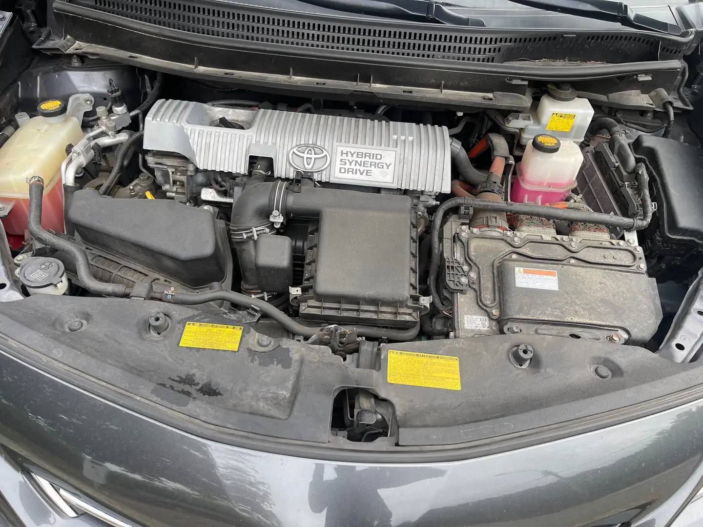 Toyota Prius+ Toyota prius plus Argintiu - 2