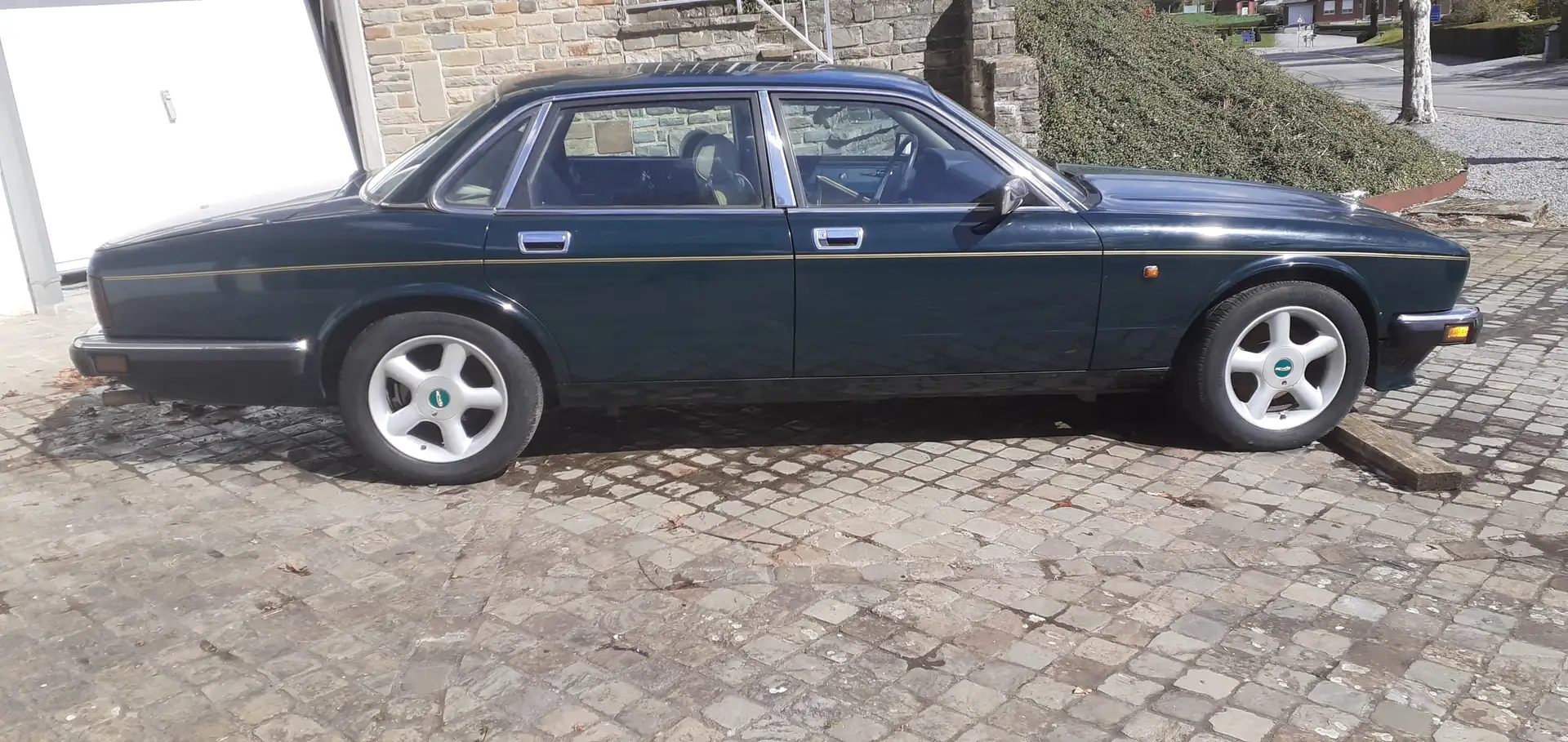 Jaguar XJ6 sovereing Grün - 2