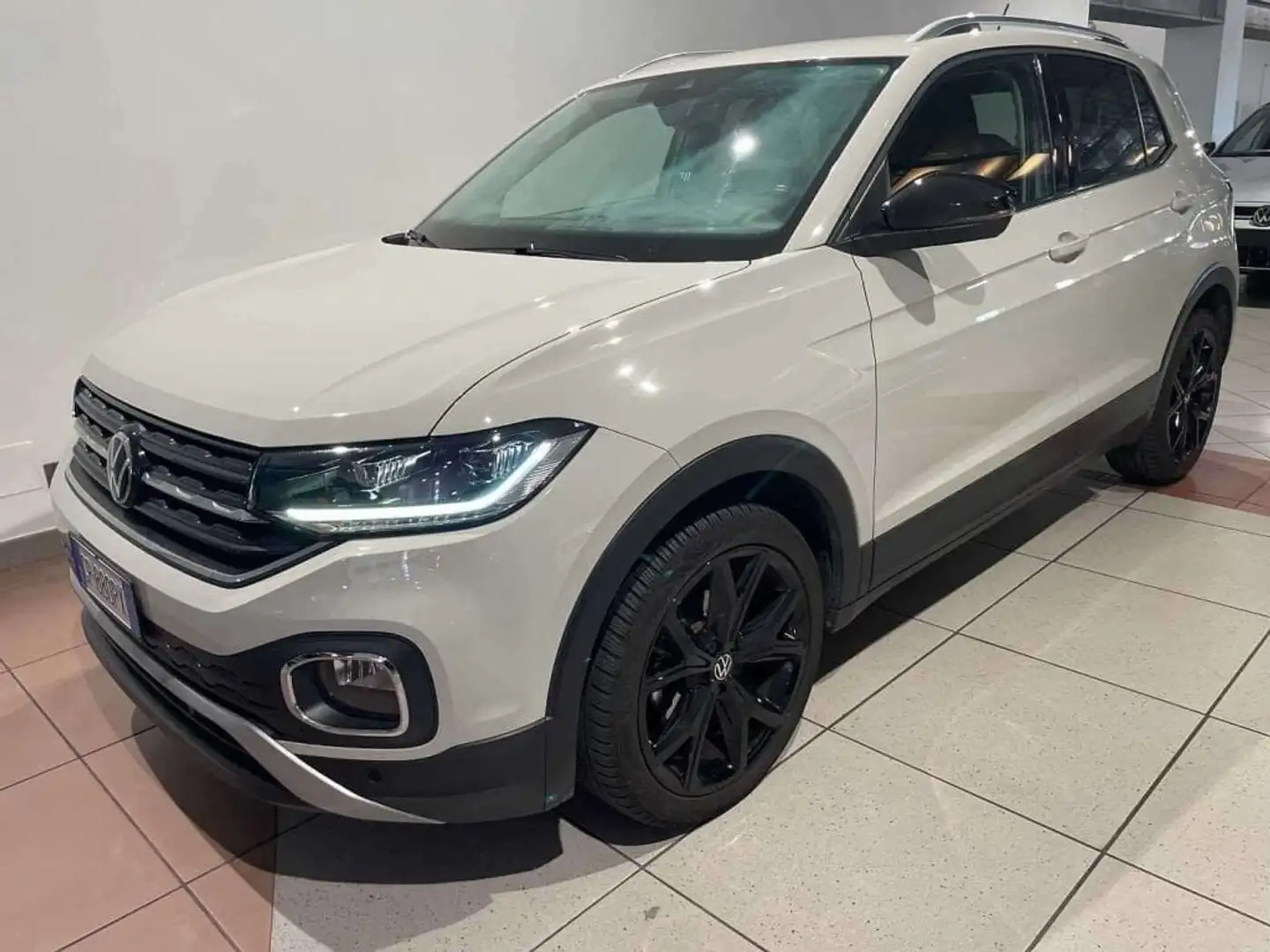 Volkswagen T-Cross 1.0 TSI 110 CV Advanced Grigio - 1
