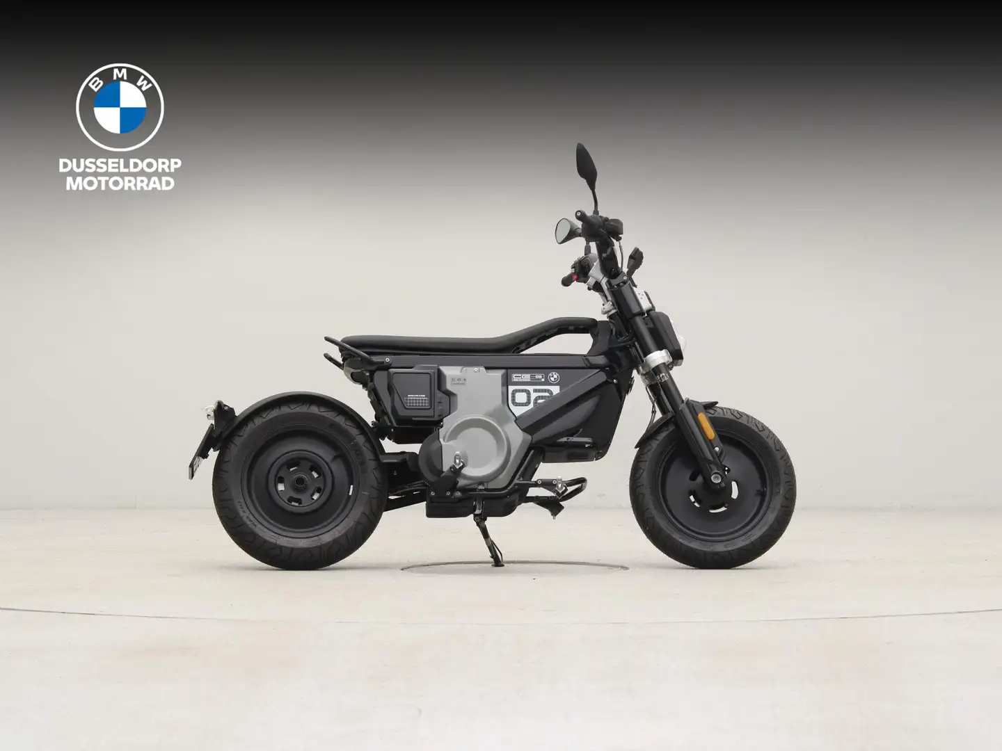 BMW CE 02 Schwarz - 1