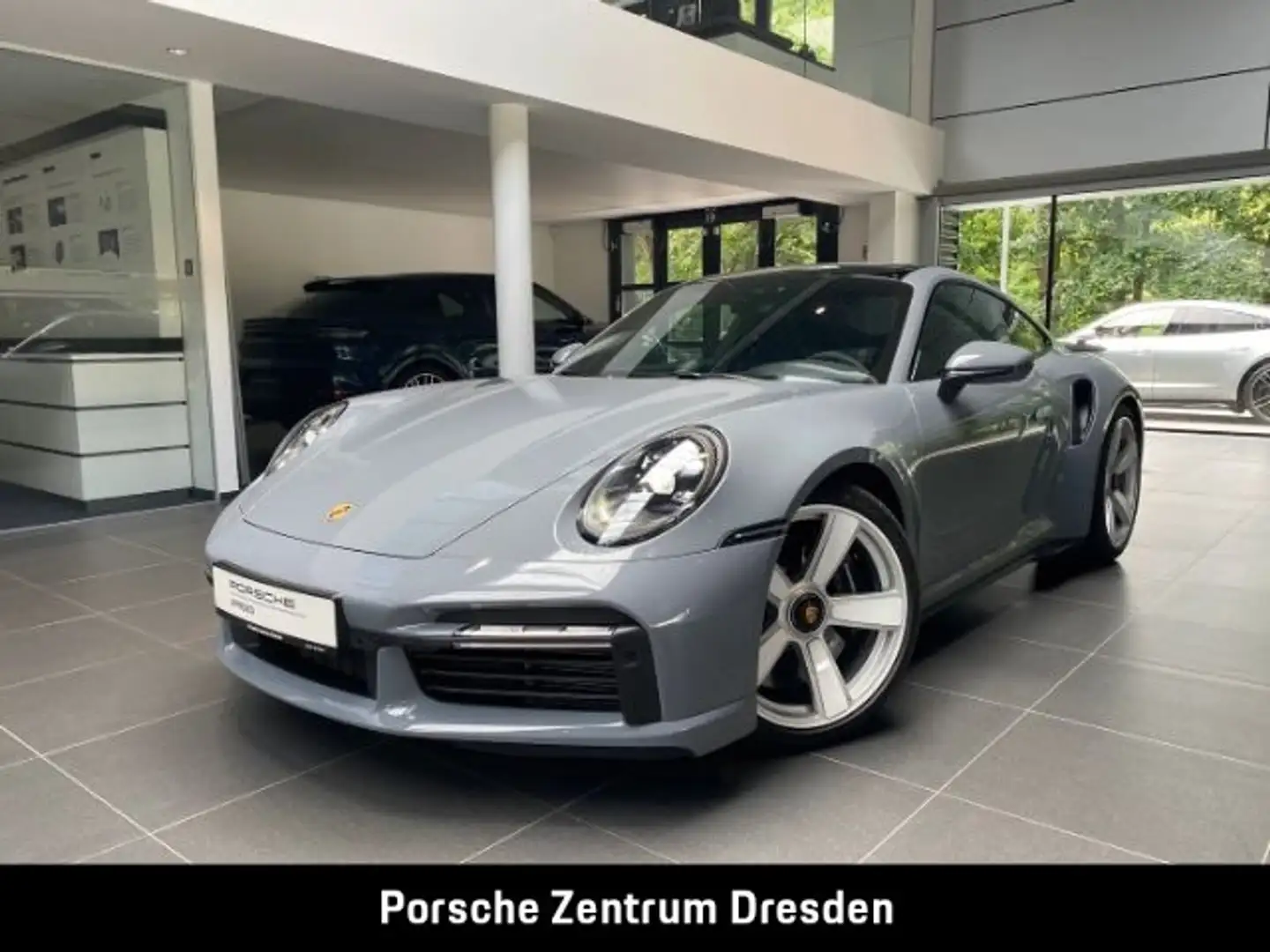 Porsche 992 (911) Turbo 50 Jahre Grijs - 1