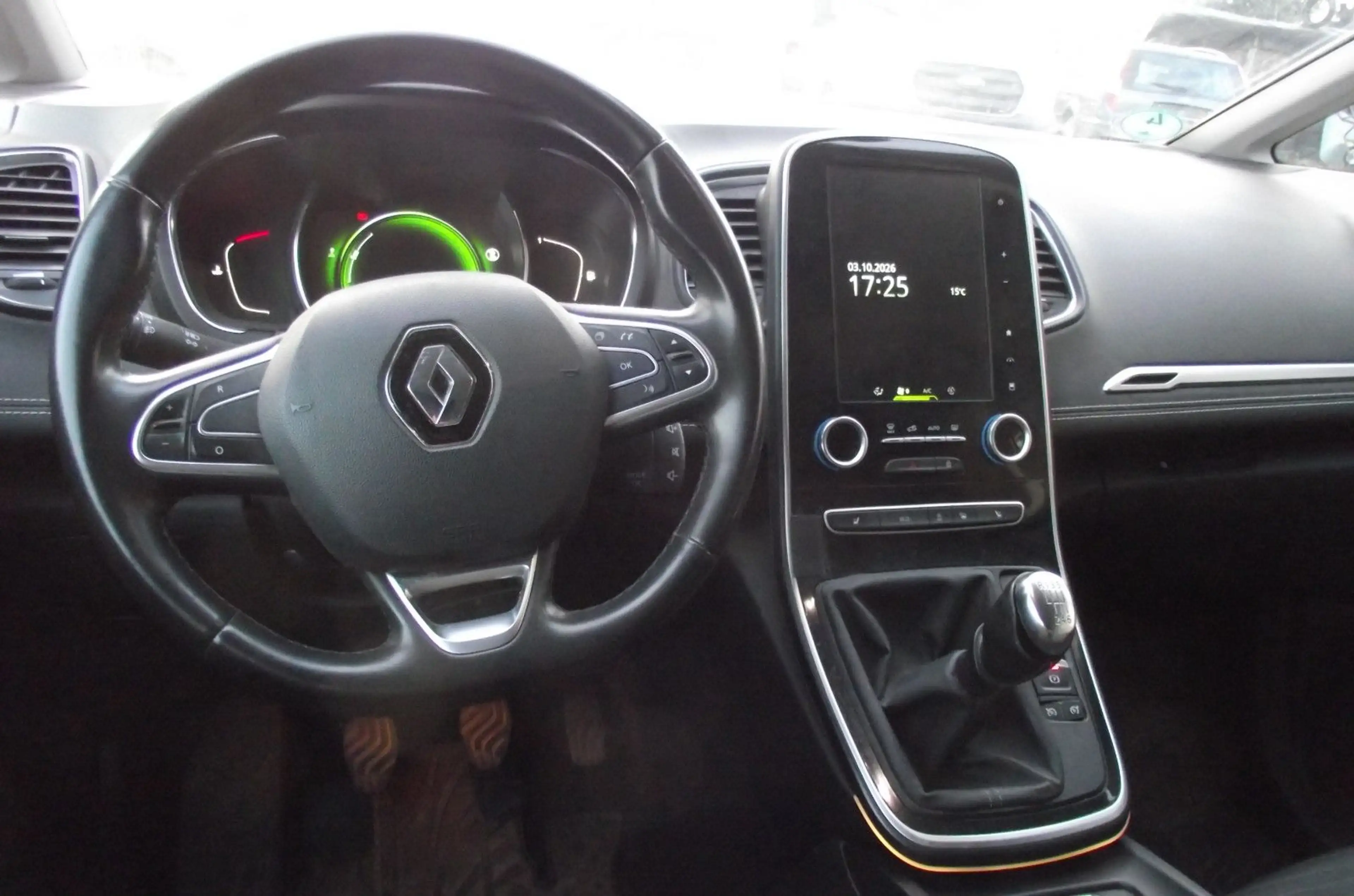 Renault Scenic IV BOSE Edition  1. Hand — photo 9