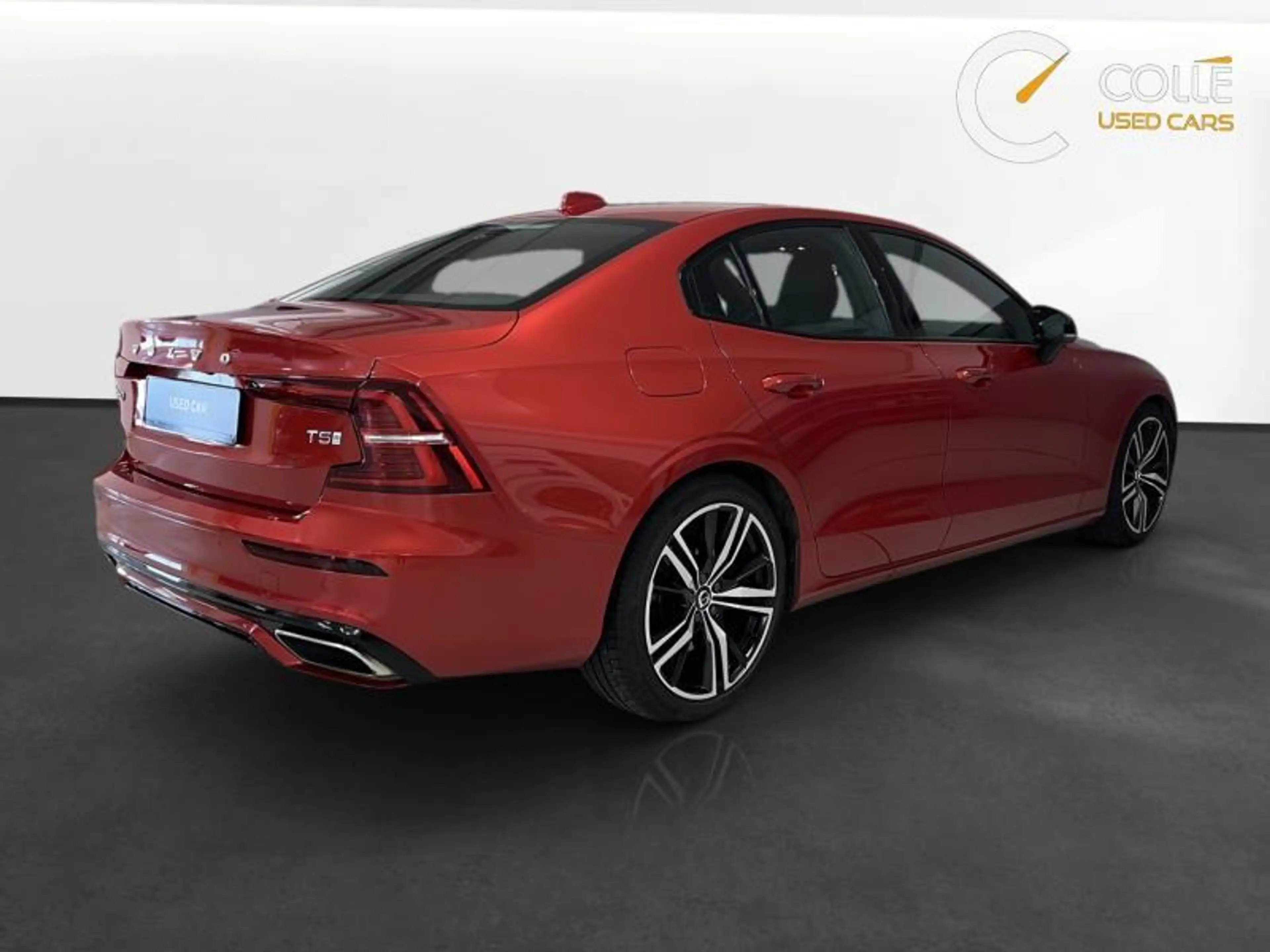 Volvo S60 R-Design — photo 2
