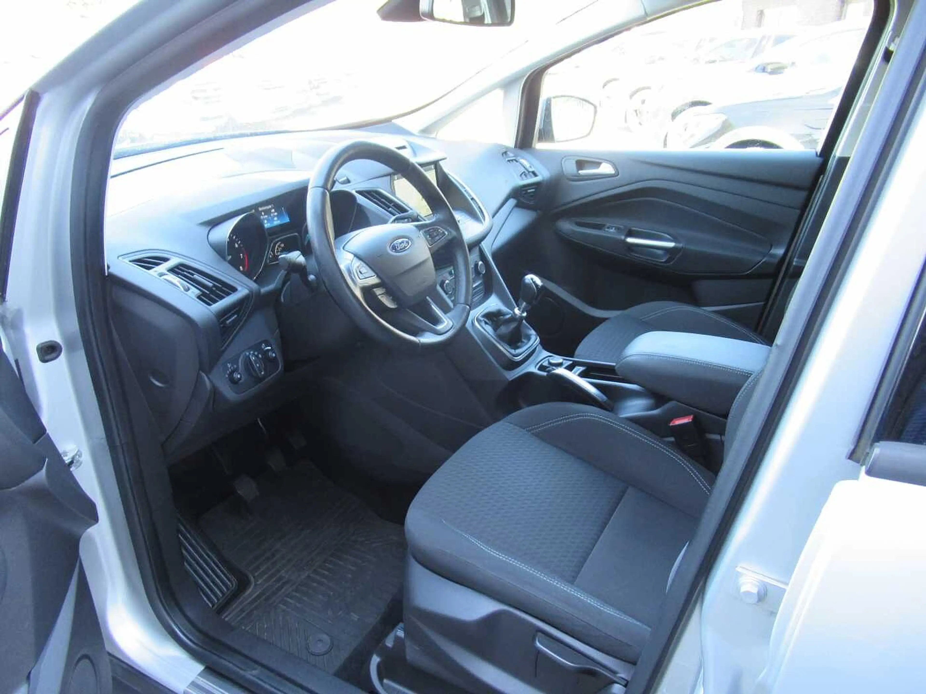 Ford C-Max COOL&CONNECT — photo 7