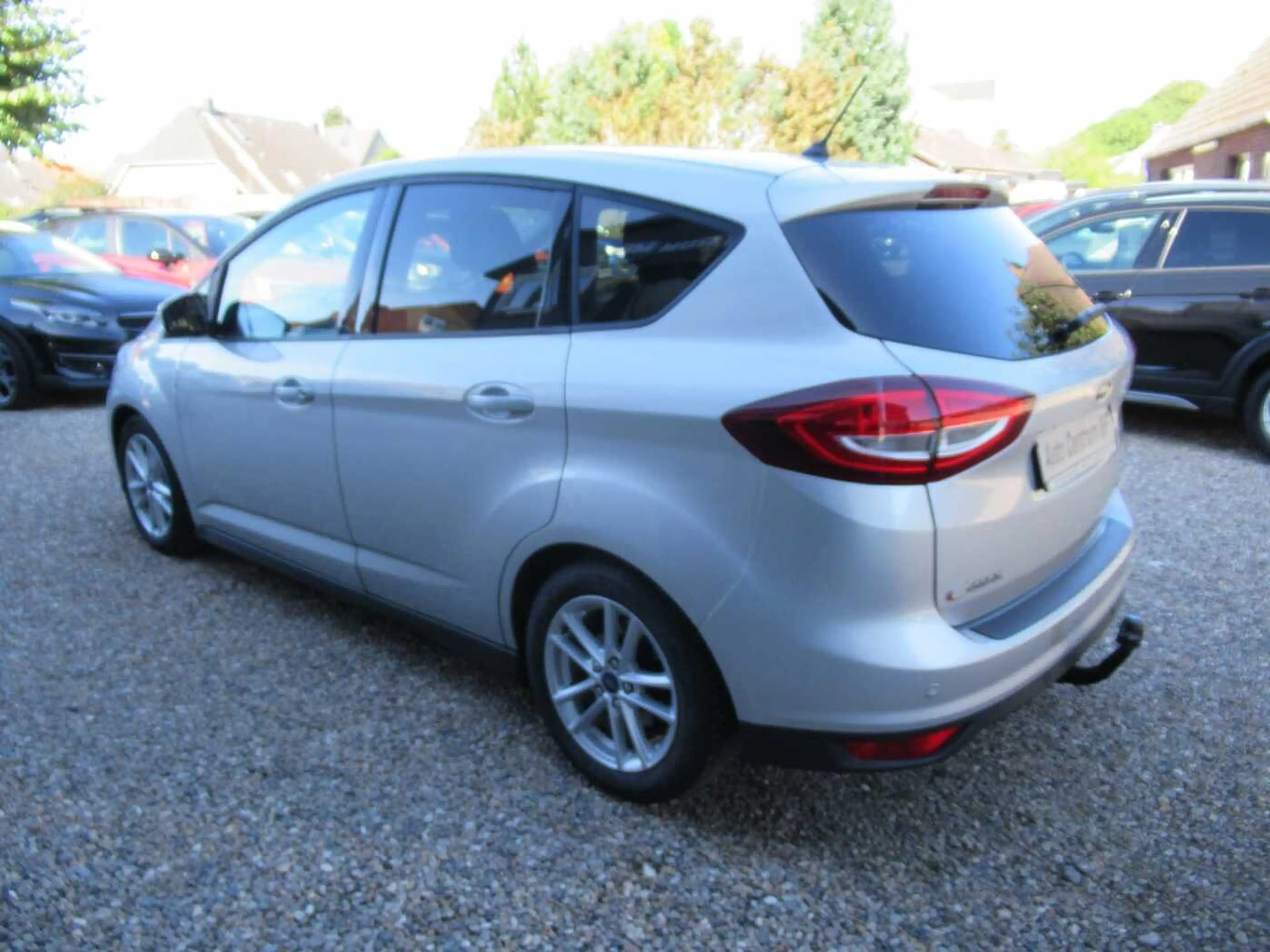 Ford C-Max COOL&CONNECT — photo 6