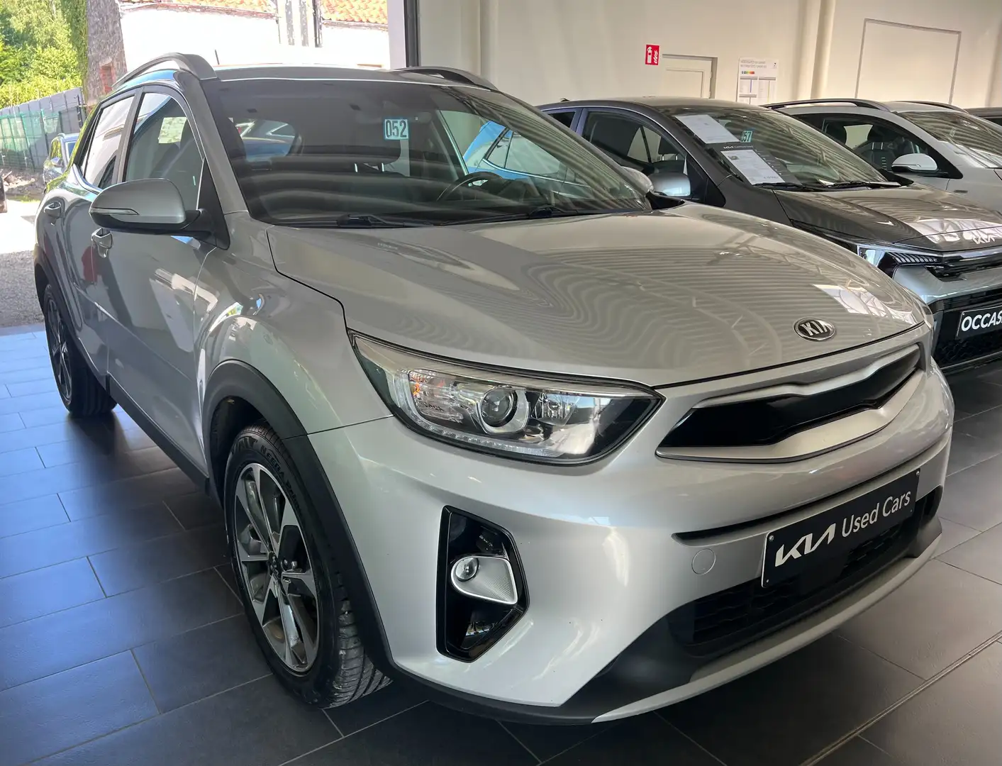 Kia Stonic 1.0 T Sense ISG Gris - 2