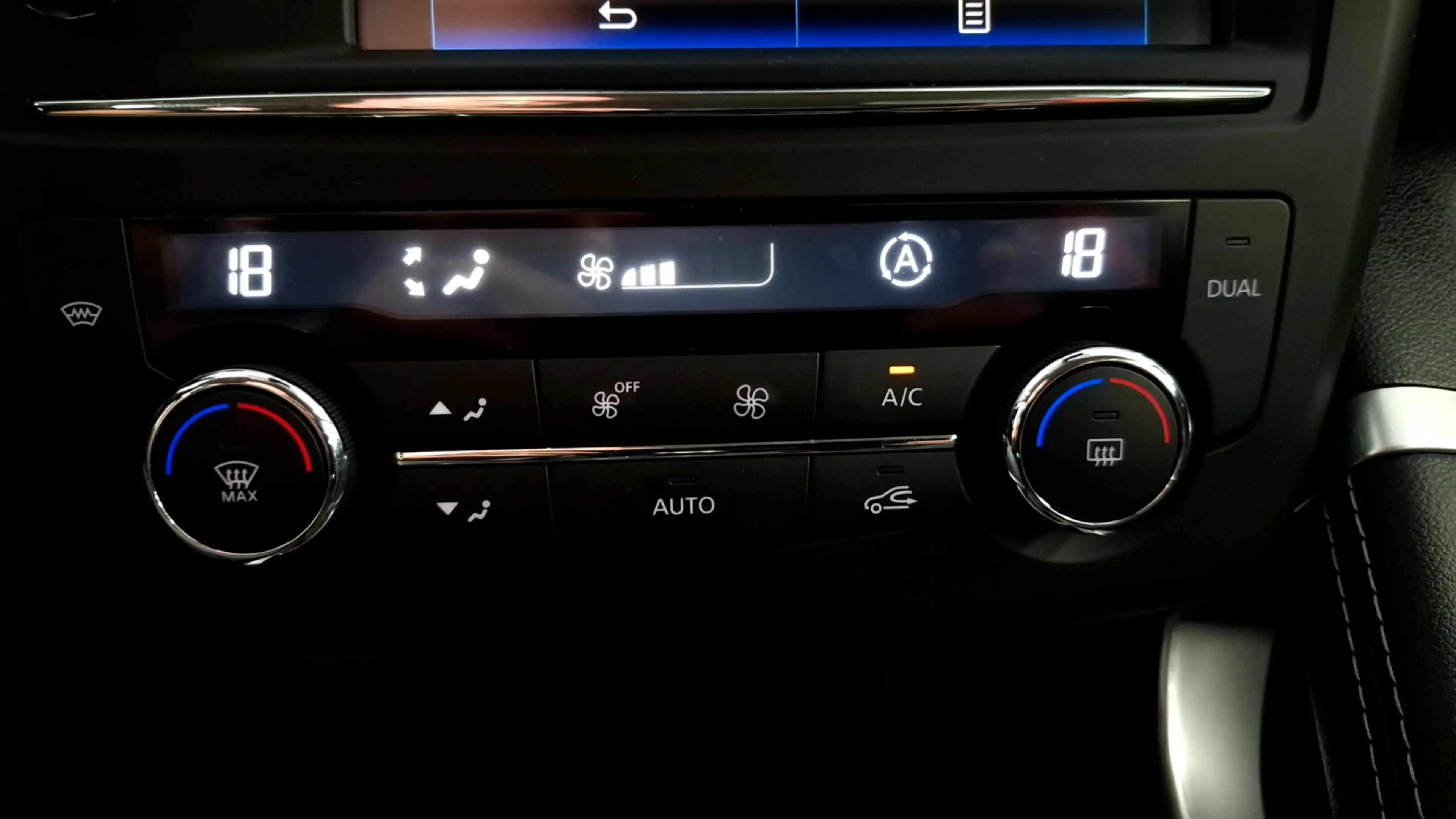 Renault Kadjar 1.2 TCe Intens — photo 14