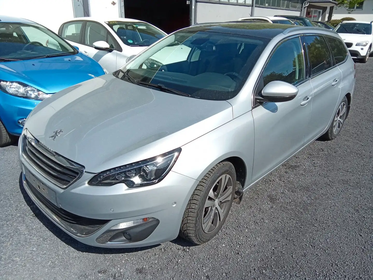 Peugeot 308 SW Allure Getriebe Ruckelt leicht Grau - 1