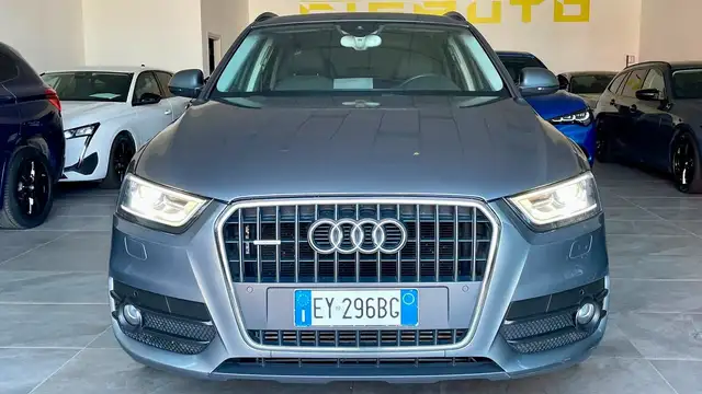 Audi Q3 view 2