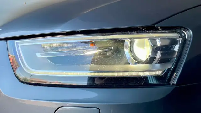 Audi Q3 view 4
