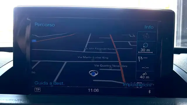 Audi Q3 view 14