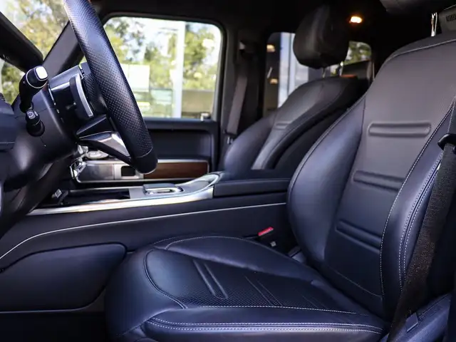 Mercedes-Benz G 500 view 13