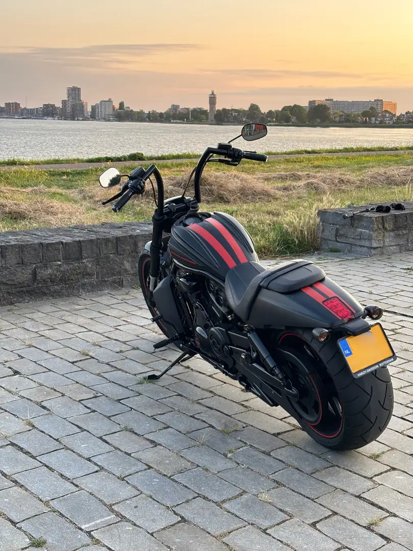 Harley-Davidson Night Rod Zwart - 2
